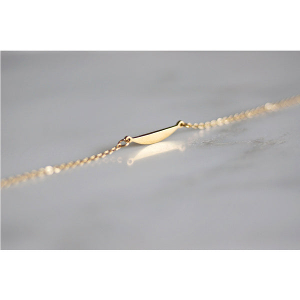 Shape Curve necklace - steel silver