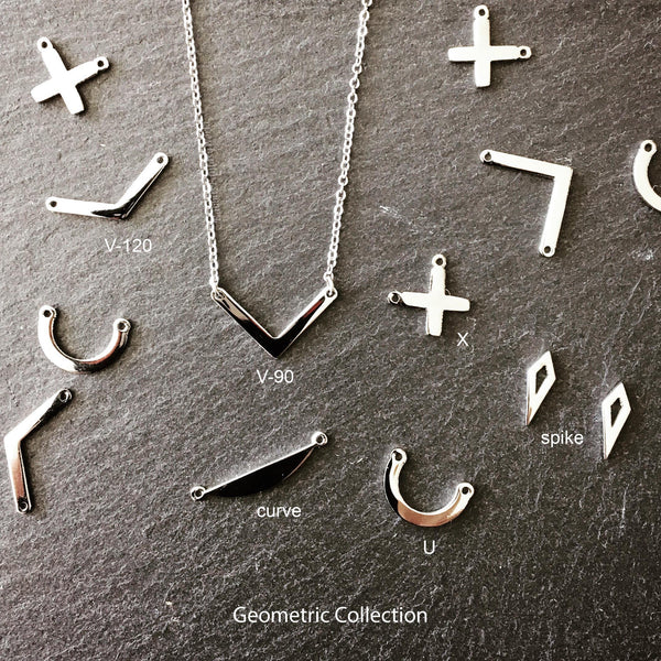 Shape Curve necklace - steel silver